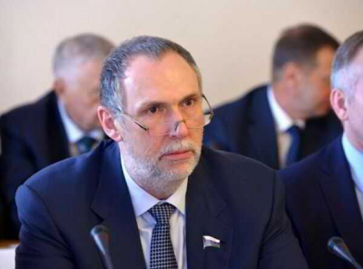 Как 16-летняя &laquo;Краса Саратова&raquo; стала копилкой единороса