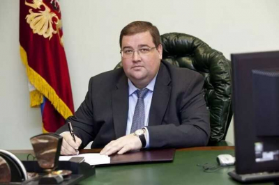 «Выбежала девушка, а затем два ругающихся генерала ФТС»