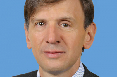 Миллиардер-друг Абрамовича устроил «террор» 8-летней дочери