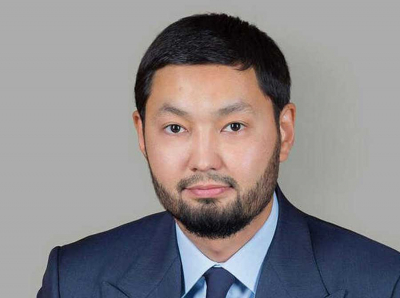 «Брат» Кадырова и арабские партнеры: как казахстанский олигарх Кенес Ракишев выстраивает свой бизнес через связи с властью и неудачные военные контракты