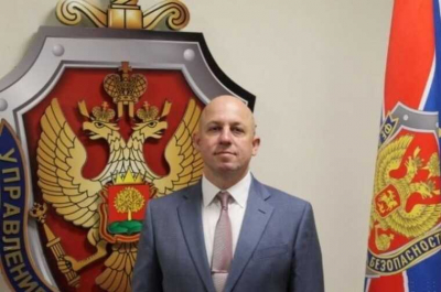 Губернатор проводит с главой УФСБ встречи в ресторане Гуськова