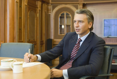 Анатолий Яблонский, хранитель капиталов замдиректора ФСБ Евгения Ловырева, выдавливается кланом из бизнеса