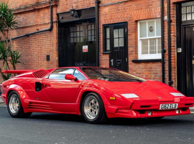 Суперкар Countach за полмиллиона записали на пенсионерку: Петровы увели Lamborghini через мёртвые фирмы ЗАО Рускарго и ООО Бессерстройинвест