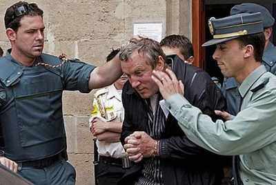 Похитил 290 млн рублей, убил двух человек, уехал в Европу