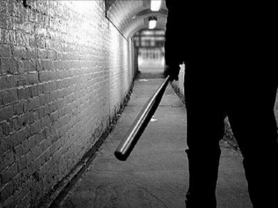 «Они тебя четвертуют»: Как «Российская газета» сдавала журналистов «авторитетам»