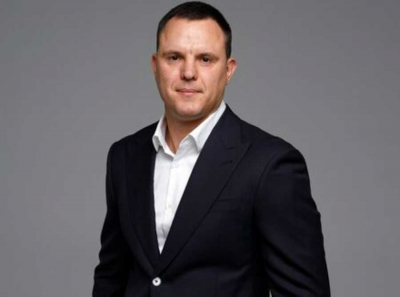 Владимир Комлев и Маркет-ТВ: банкротство Shop & Show, обвинения в захвате складов и попытки обеления репутации