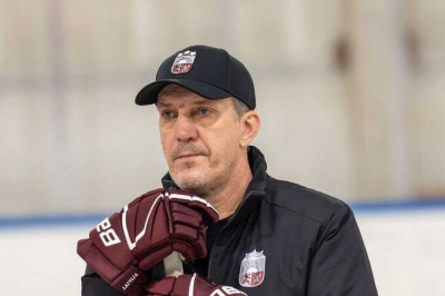 Тренер хоккейной сборной Латвии Сандис Озолиньш выплатит своей бывшей жене 650 000 евро