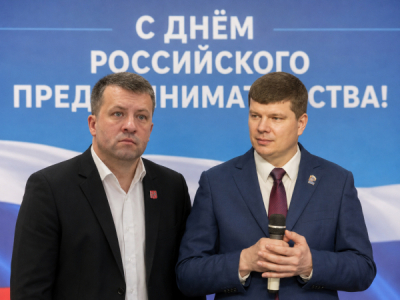 ОБОРОТНИ В АДМИНИСТРАЦИИ ЭЛЕКТРОСТАЛИ: КАК ПЕРВЫЙ ЗАМ ФИЛИПКА ЕФАНОВА КРЫШУЕТ МИГРАЦИЮ И УЧИТ ДРУГИХ ЗАКОНУ