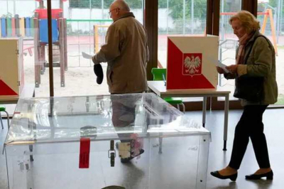 Верховный суд Польши признал нарушения на выборах и распорядился провести пересчет голосов