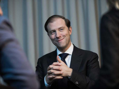 Мантуровы и Скочи через Честный знак обирают россиян: наклейки без защиты